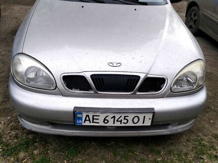Дэу Ланос 2005 в Днепре (Днепропетровске) на Automoto.ua Серый Дэу Ланос, объемом двигателя 15 л и пробегом 183 тыс. км за 2650 $, фото 1 на Automoto.ua