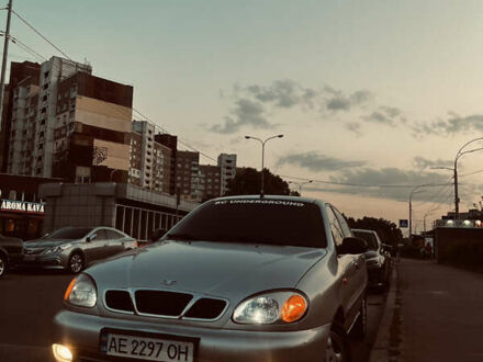 Деу Ланос 2005 у Белой Церкве на Automoto.ua Сірий Деу Ланос, об'ємом двигуна 1.5 л та пробігом 145 тис. км за 2500 $, фото 1 на Automoto.ua