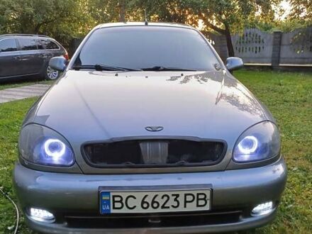 Деу Ланос 2005 у Радехове на Automoto.ua Сірий Деу Ланос, об'ємом двигуна 1.6 л та пробігом 310 тис. км за 2500 $, фото 1 на Automoto.ua