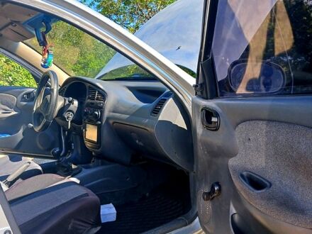 Деу Ланос 2006 у Одесі на Automoto.ua Сірий Деу Ланос, об'ємом двигуна 1.5 л та пробігом 430 тис. км за 2200 $, фото 1 на Automoto.ua