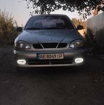 Деу Ланос 2006 у Синельниковом на Automoto.ua Сірий Деу Ланос, об'ємом двигуна 1.5 л та пробігом 185 тис. км за 2700 $, фото 1 на Automoto.ua