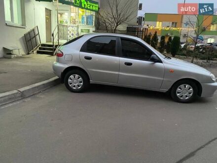 Деу Ланос 2006 у Києві на Automoto.ua Сірий Деу Ланос, об'ємом двигуна 1.5 л та пробігом 190 тис. км за 2800 $, фото 1 на Automoto.ua