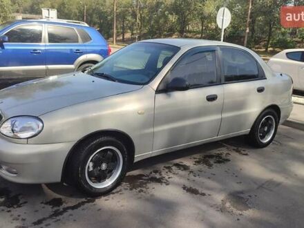 Деу Ланос 2006 у Запоріжжя на Automoto.ua Сірий Деу Ланос, об'ємом двигуна 1.5 л та пробігом 257 тис. км за 3000 $, фото 1 на Automoto.ua