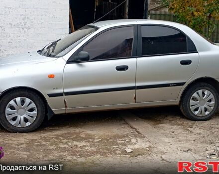 Серый Дэу Ланос, объемом двигателя 1.6 л и пробегом 197 тыс. км за 2000 $, фото 1 на Automoto.ua