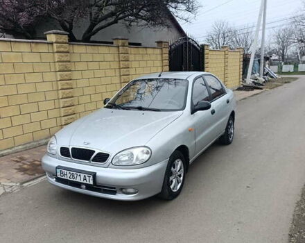 Серый Дэу Ланос, объемом двигателя 1.5 л и пробегом 270 тыс. км за 2000 $, фото 1 на Automoto.ua