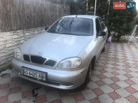 Деу Ланос 2006 у Ужгороді на Automoto.ua Сірий Деу Ланос, об'ємом двигуна 1.5 л та пробігом 140 тис. км за 2500 $, фото 1 на Automoto.ua