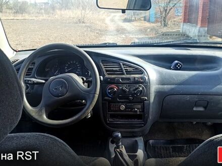 Деу Ланос 2007 у Вінниці на Automoto.ua Сірий Деу Ланос, об'ємом двигуна 1.5 л та пробігом 234 тис. км за 900 $, фото 1 на Automoto.ua