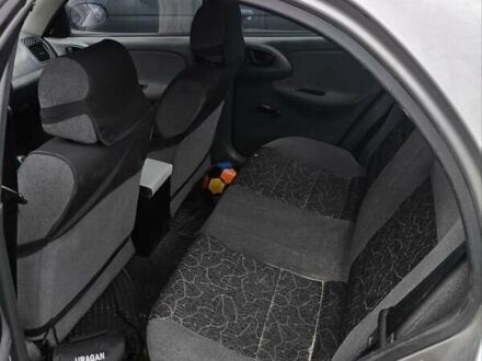 Серый Дэу Ланос, объемом двигателя 1.5 л и пробегом 230 тыс. км за 2200 $, фото 1 на Automoto.ua