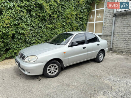Деу Ланос 2007 у Дніпро (Дніпропетровську) на Automoto.ua Сірий Деу Ланос, об'ємом двигуна 1.5 л та пробігом 95 тис. км за 3100 $, фото 1 на Automoto.ua