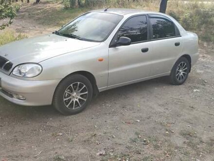 Сірий Деу Ланос, об'ємом двигуна 1.6 л та пробігом 125 тис. км за 3700 $, фото 1 на Automoto.ua
