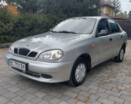 Сірий Деу Ланос, об'ємом двигуна 1.5 л та пробігом 200 тис. км за 2000 $, фото 1 на Automoto.ua