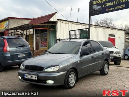Дэу Ланос 2007 в Николаеве на Automoto.ua Серый Дэу Ланос, объемом двигателя 1.5 л и пробегом 250 тыс. км за 2699 $, фото 1 на Automoto.ua