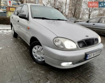 Сірий Деу Ланос, об'ємом двигуна 1.5 л та пробігом 278 тис. км за 2000 $, фото 1 на Automoto.ua