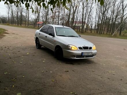 Серый Дэу Ланос, объемом двигателя 1.4 л и пробегом 230 тыс. км за 1750 $, фото 1 на Automoto.ua