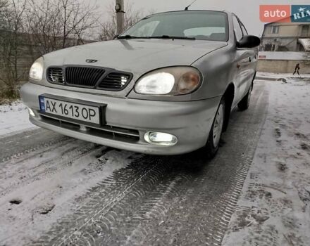 Серый Дэу Ланос, объемом двигателя 1.5 л и пробегом 277 тыс. км за 2000 $, фото 1 на Automoto.ua