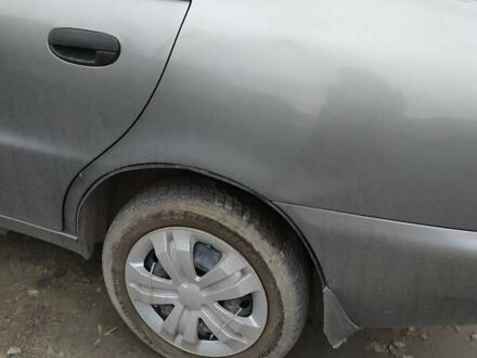 Деу Ланос 2008 у Измаиле на Automoto.ua Сірий Деу Ланос, об'ємом двигуна 1.5 л та пробігом 145 тис. км за 3100 $, фото 1 на Automoto.ua