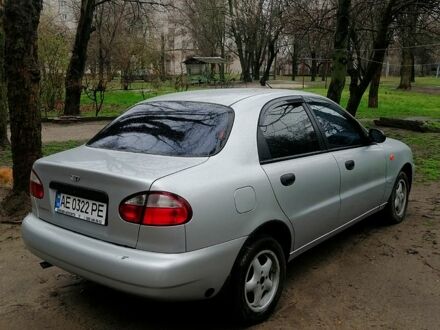 Дэу Ланос 2008 в Каменское - Днепродзержинск на Automoto.ua Серый Дэу Ланос, объемом двигателя 1.5 л и пробегом 136 тыс. км за 3400 $, фото 1 на Automoto.ua
