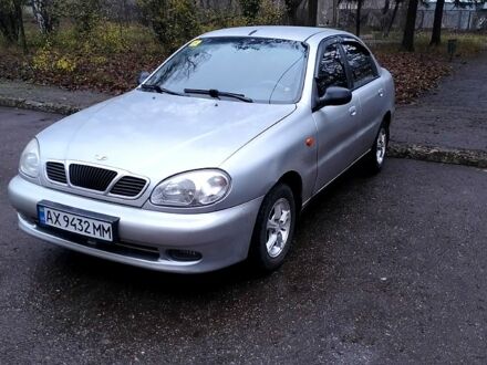 Серый Дэу Ланос, объемом двигателя 1.5 л и пробегом 200 тыс. км за 2500 $, фото 1 на Automoto.ua