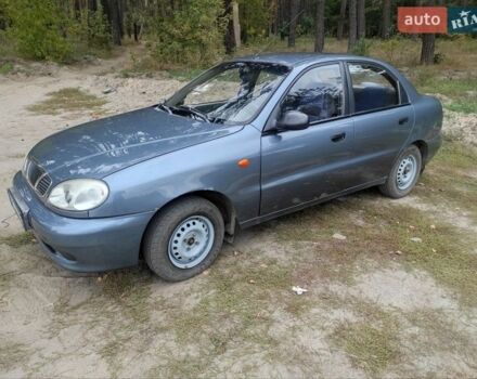 Серый Дэу Ланос, объемом двигателя 1.5 л и пробегом 130 тыс. км за 2000 $, фото 1 на Automoto.ua