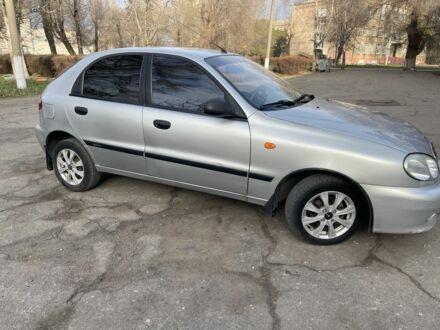 Сірий Деу Ланос, об'ємом двигуна 1.5 л та пробігом 300 тис. км за 2800 $, фото 1 на Automoto.ua