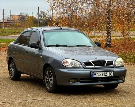 Серый Дэу Ланос, объемом двигателя 1.6 л и пробегом 250 тыс. км за 2700 $, фото 1 на Automoto.ua