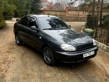 Деу Ланос 2009 у Харкові на Automoto.ua Сірий Деу Ланос, об'ємом двигуна 1.5 л та пробігом 63 тис. км за 2850 $, фото 1 на Automoto.ua