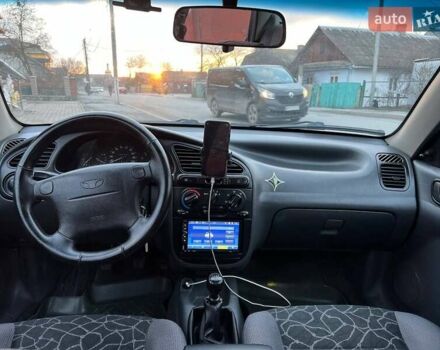 Синій Деу Ланос, об'ємом двигуна 1.6 л та пробігом 220 тис. км за 2900 $, фото 2 на Automoto.ua