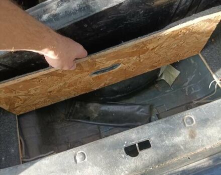 Синий Дэу Ланос, объемом двигателя 1.5 л и пробегом 300 тыс. км за 2850 $, фото 2 на Automoto.ua