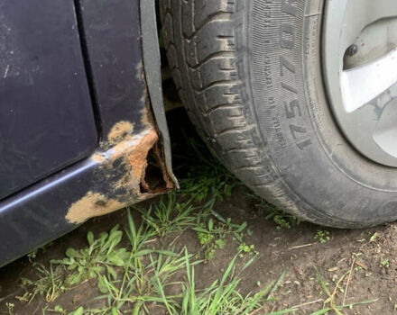 Синий Дэу Ланос, объемом двигателя 1.5 л и пробегом 257 тыс. км за 2000 $, фото 13 на Automoto.ua