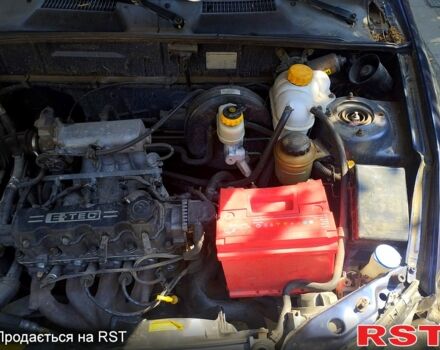 Синий Дэу Ланос, объемом двигателя 1.5 л и пробегом 290 тыс. км за 1200 $, фото 4 на Automoto.ua