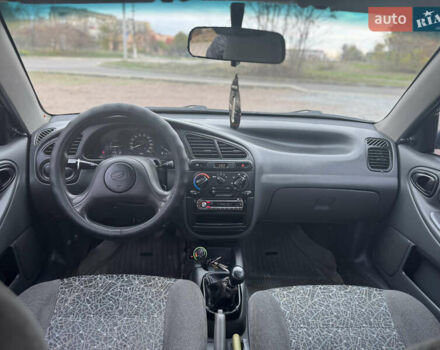 Синій Деу Ланос, об'ємом двигуна 1.5 л та пробігом 175 тис. км за 2450 $, фото 6 на Automoto.ua