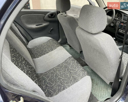 Деу Ланос 2005 у Василькове на Automoto.ua Синій Деу Ланос, об'ємом двигуна 1.5 л та пробігом 140 тис. км за 2650 $, фото 14 на Automoto.ua