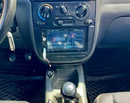 Синий Дэу Ланос, объемом двигателя 1.5 л и пробегом 200 тыс. км за 2350 $, фото 6 на Automoto.ua