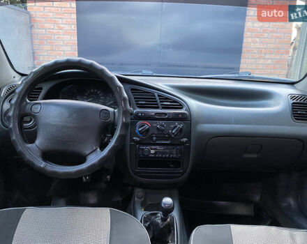 Деу Ланос 2005 у Кропивницькому (Кіровограді) на Automoto.ua Синій Деу Ланос, об'ємом двигуна 1.5 л та пробігом 282 тис. км за 2500 $, фото 4 на Automoto.ua