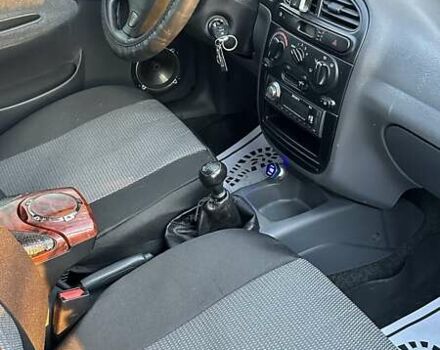 Синий Дэу Ланос, объемом двигателя 1.6 л и пробегом 197 тыс. км за 3000 $, фото 2 на Automoto.ua