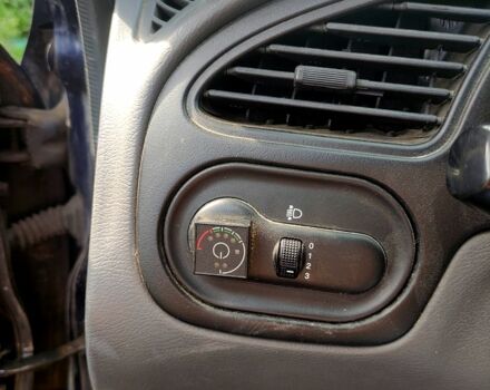 Синий Дэу Ланос, объемом двигателя 1.6 л и пробегом 225 тыс. км за 2000 $, фото 4 на Automoto.ua