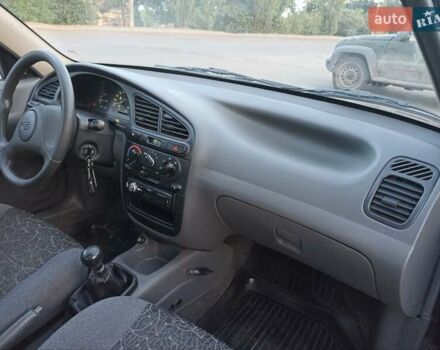Синий Дэу Ланос, объемом двигателя 1.5 л и пробегом 172 тыс. км за 2850 $, фото 4 на Automoto.ua