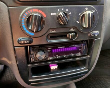 Синій Деу Ланос, об'ємом двигуна 1.6 л та пробігом 225 тис. км за 2000 $, фото 6 на Automoto.ua