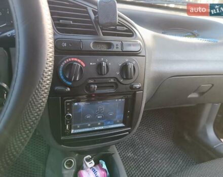 Дэу Ланос 2006 в Белой Церкве на Automoto.ua Синий Дэу Ланос, объемом двигателя 1.5 л и пробегом 270 тыс. км за 1700 $, фото 2 на Automoto.ua