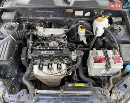 Синий Дэу Ланос, объемом двигателя 1.5 л и пробегом 235 тыс. км за 2350 $, фото 9 на Automoto.ua