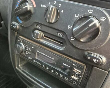 Синий Дэу Ланос, объемом двигателя 1.6 л и пробегом 125 тыс. км за 1600 $, фото 2 на Automoto.ua