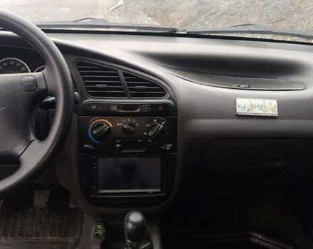 Синий Дэу Ланос, объемом двигателя 1.6 л и пробегом 172 тыс. км за 3100 $, фото 3 на Automoto.ua