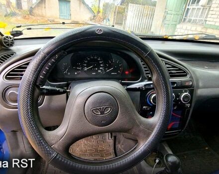 Синий Дэу Ланос, объемом двигателя 1.5 л и пробегом 308 тыс. км за 2600 $, фото 2 на Automoto.ua