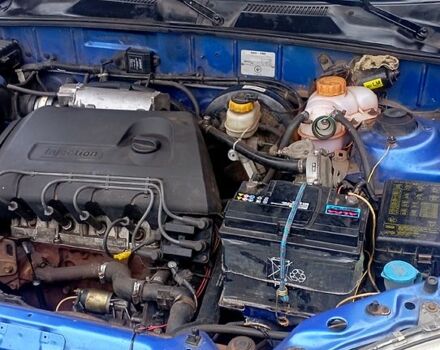 Синій Деу Ланос, об'ємом двигуна 1.4 л та пробігом 180 тис. км за 2950 $, фото 6 на Automoto.ua