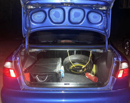 Синий Дэу Ланос, объемом двигателя 1.5 л и пробегом 206 тыс. км за 3200 $, фото 6 на Automoto.ua