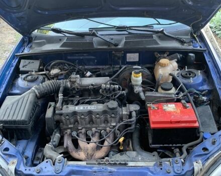 Синій Деу Ланос, об'ємом двигуна 1.5 л та пробігом 3 тис. км за 2000 $, фото 3 на Automoto.ua