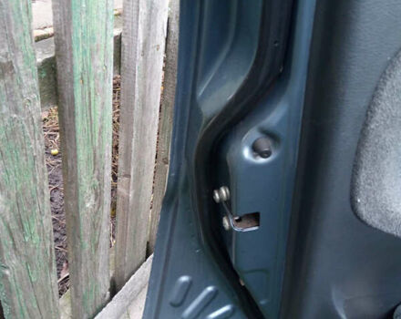 Синий Дэу Ланос, объемом двигателя 1.6 л и пробегом 310 тыс. км за 2200 $, фото 13 на Automoto.ua