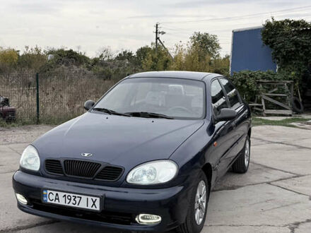 Дэу Ланос 2002 в Золотоноше на Automoto.ua Синий Дэу Ланос, объемом двигателя 1.5 л и пробегом 180 тыс. км за 2850 $, фото 1 на Automoto.ua