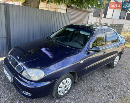 Деу Ланос 2004 у Полтаві на Automoto.ua Синій Деу Ланос, об'ємом двигуна 1.5 л та пробігом 244 тис. км за 2399 $, фото 1 на Automoto.ua
