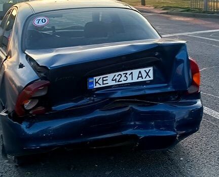 Синій Деу Ланос, об'ємом двигуна 1.5 л та пробігом 200 тис. км за 800 $, фото 1 на Automoto.ua